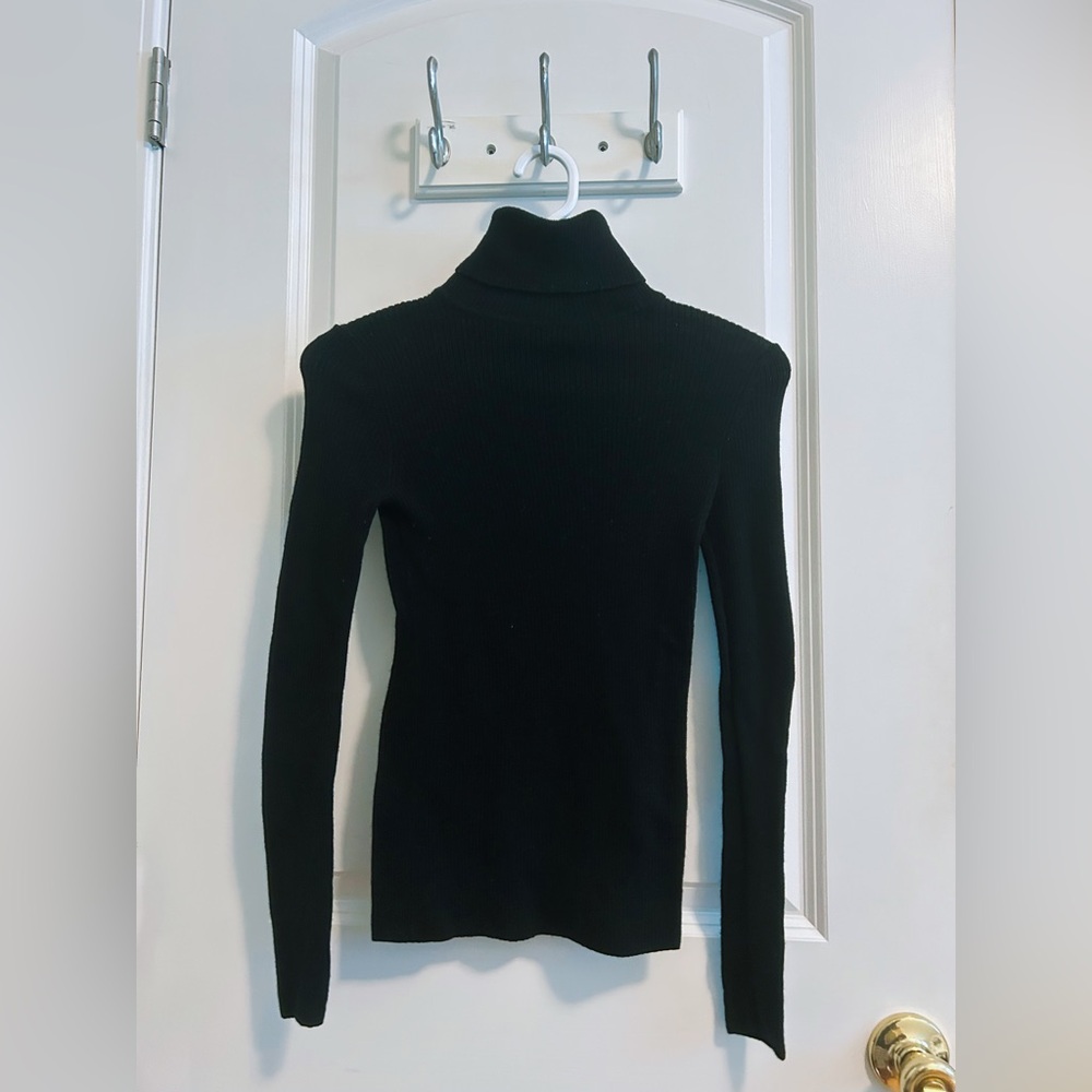 UNIQLO Turtleneck Sweater